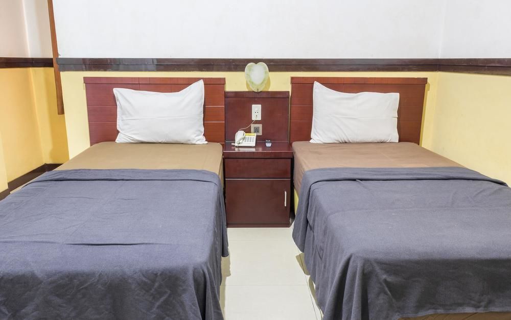 Kama Hotel 2*